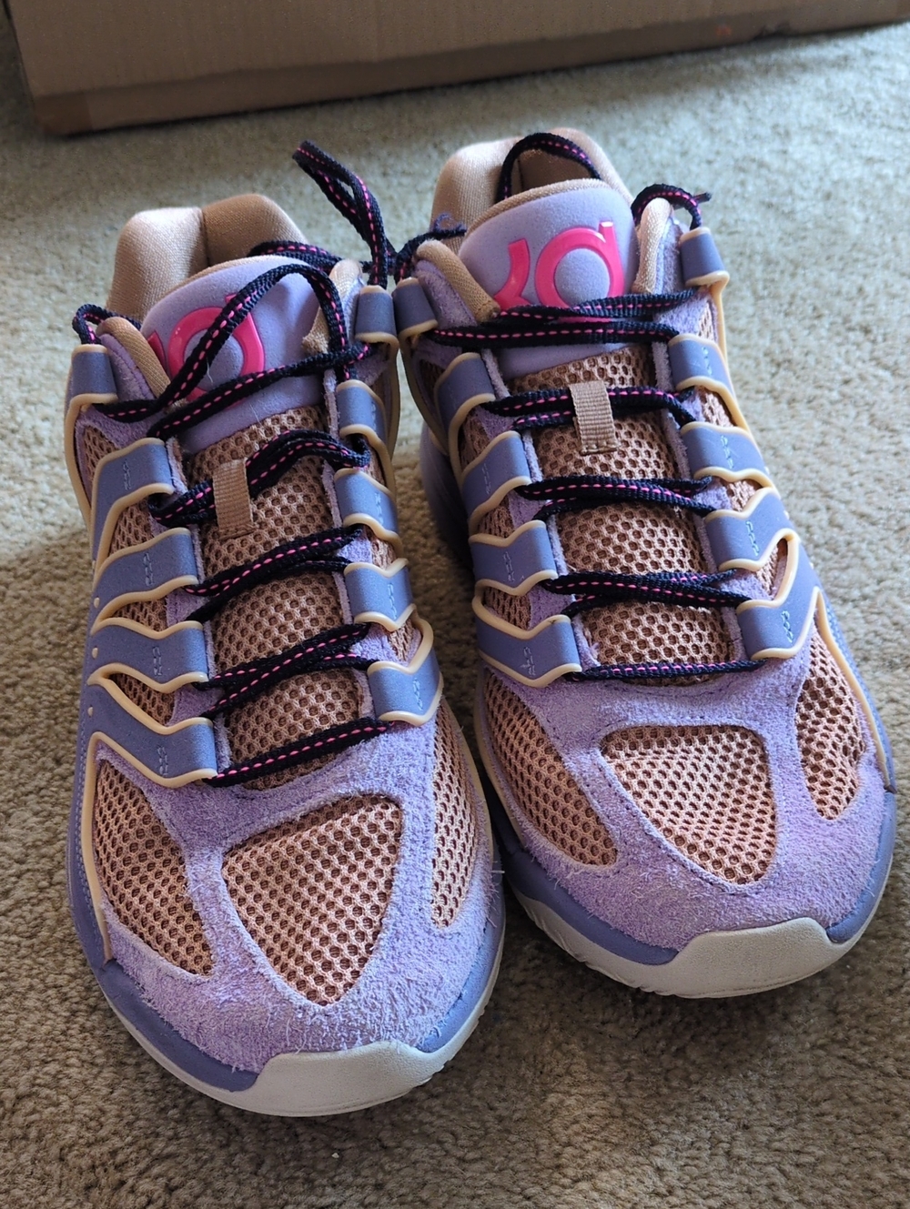 KD18 Lilac And Pink Basketball Shoes